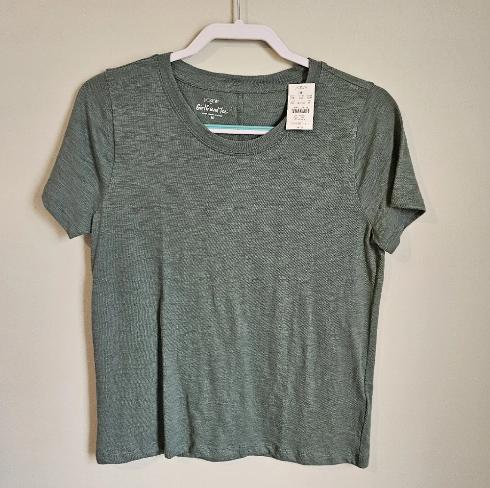 NWT J Crew Factory Girlfriend Tee Medium Green - Picture 2 of 3